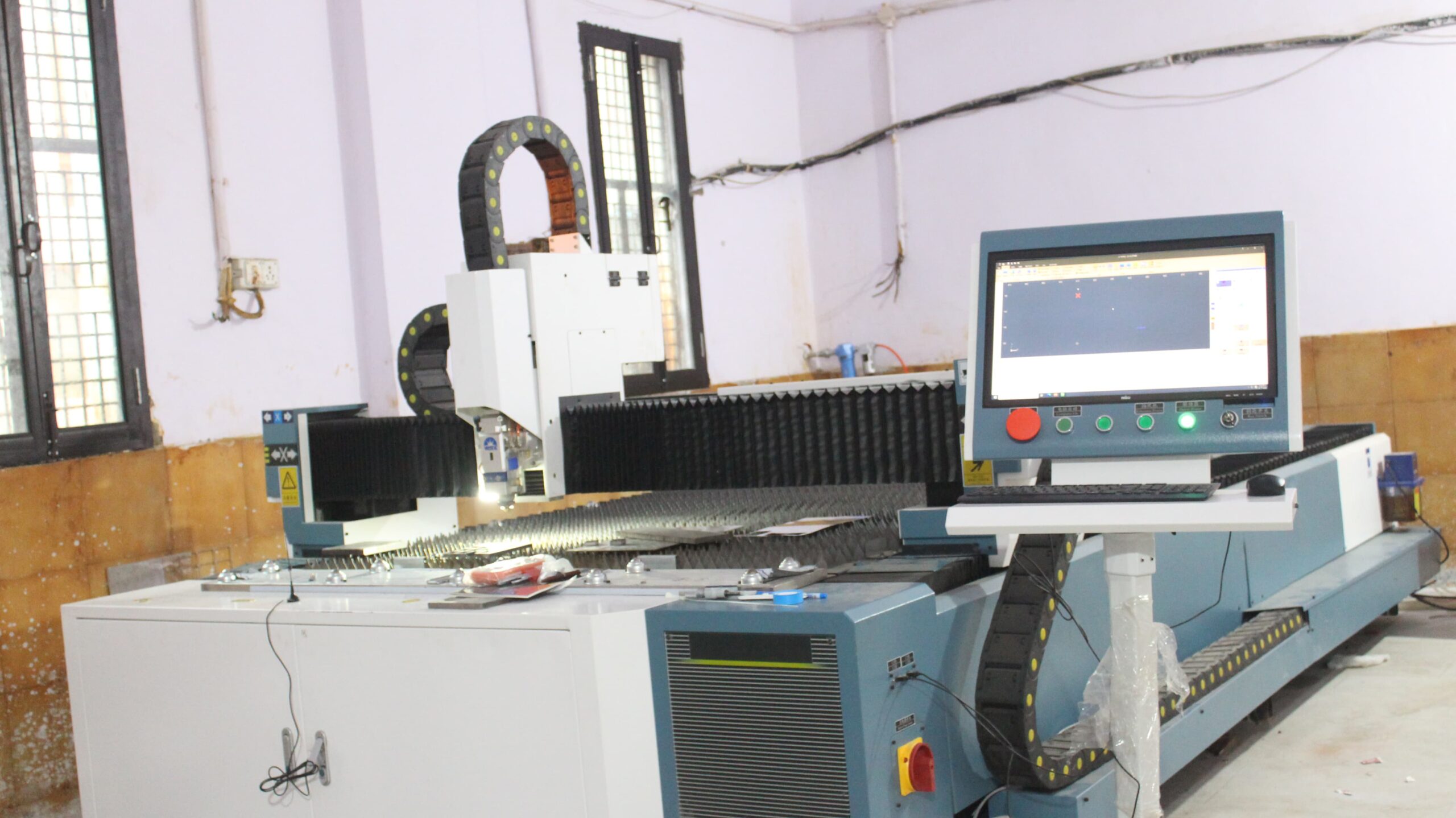 Metal Laser Cutting with CCD